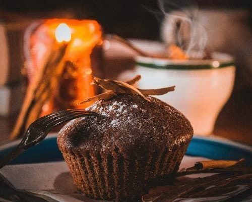 magdalena con chocolate y remolacha